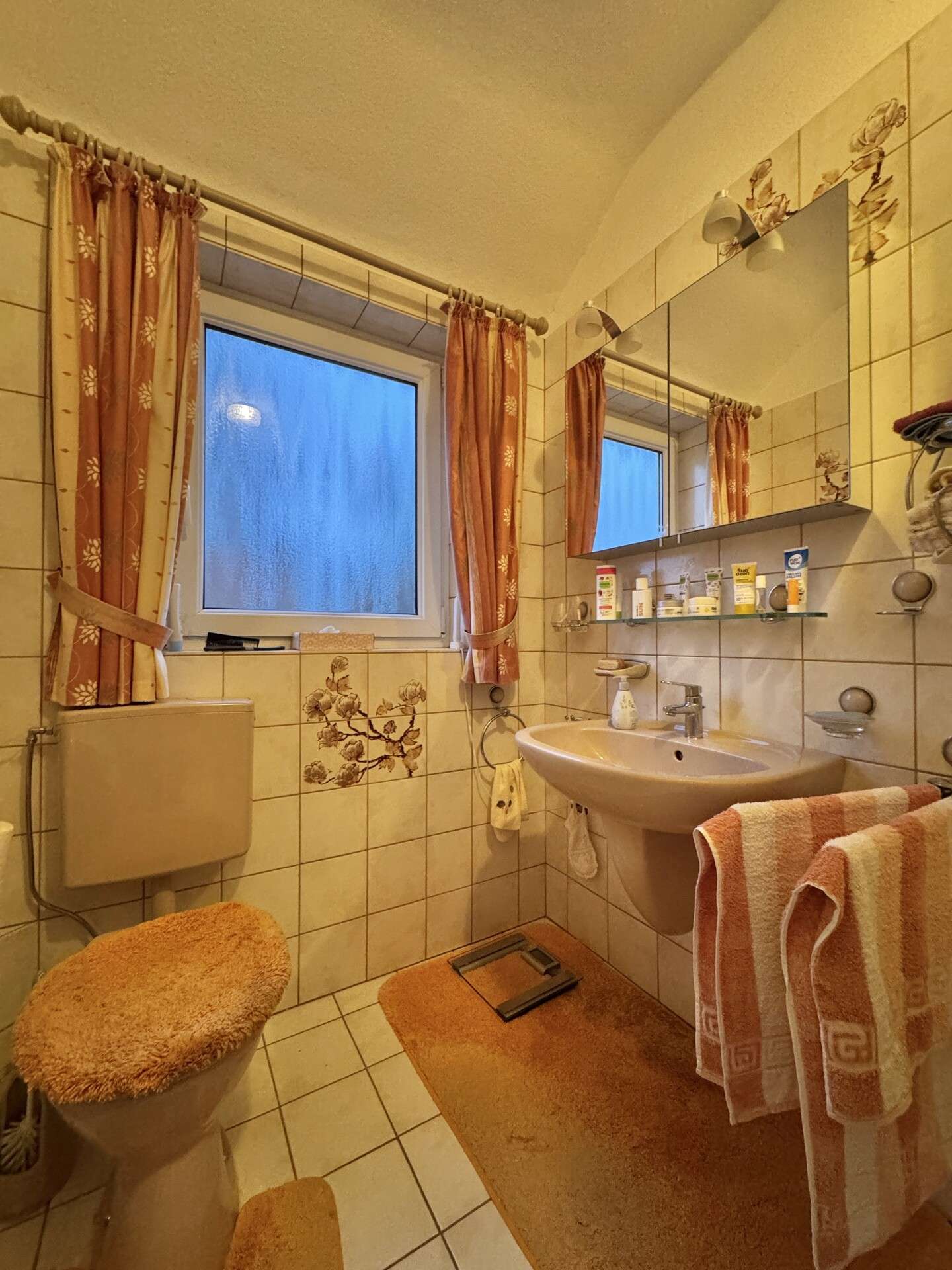 Immobilie in Gehrden - Ihr neues IMMOBILIEN QUARTIER: Gepflegtes 2-Fam.-Haus mit viel Charme & hinlänglich Platz - Bild 20