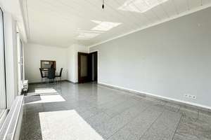 ***SONNIGE 4-Zimmer DG-WOHNUNG MIT RIESIEGEM BALKON & PANORAMABLICK!***Garage inklusive*** – Bankstraße 2a, 41199 Odenkirchen-Mitte, Mönchengladbach – Vorschaubild 13