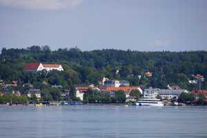 Meister der Form - High-End-Villa mit Seeblick, Tiefgarage und Infinity-Pool – Starnberg (Kreis) – Vorschaubild 7