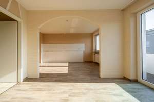 Barrierearme 2,5-Zimmer-Wohnung mit Aufzug und zwei Balkonen in zentraler Innenstadtlage – Die vollständige Adresse der Immobilie erhältst du vom Anbieter., 46236 Stadtmitte, Bottrop – Vorschaubild 5