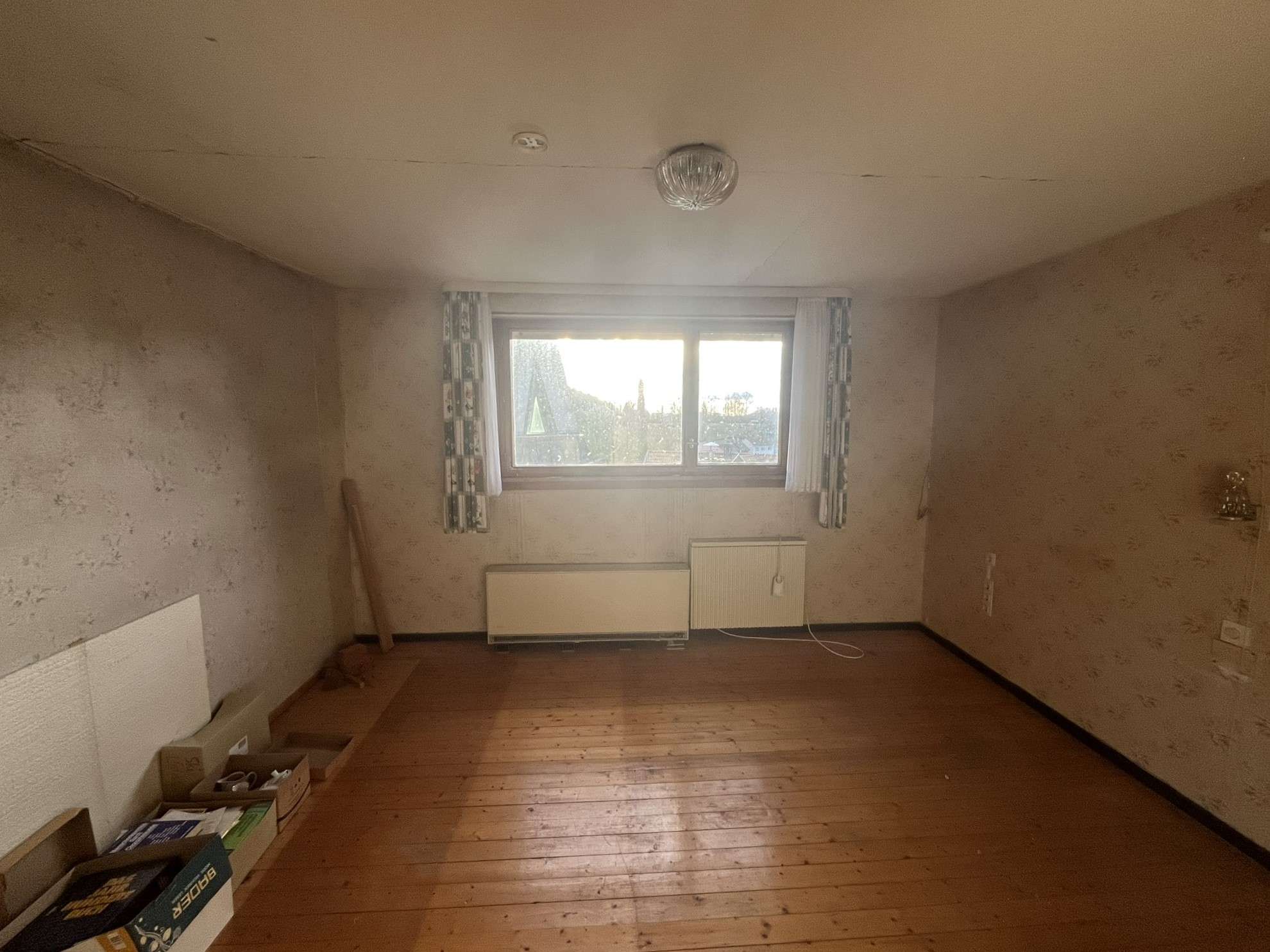 Immobilie in Falkenstein/Vogtland - Haus zum Gestalten, Renovieren bzw. Sanieren - Bild 4