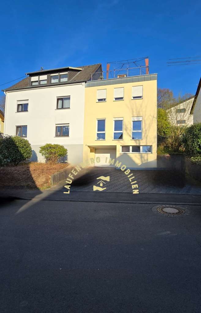 Immobilie in Eitorf - Vollvermietetes Mehrfamilienhaus in Eitorf – Zentrale Lage & stabile Mieteinnahmen - Bild 1