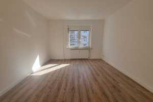 *****Sofort verfügbar! Sanierte und helle 4 Zimmer Wohnung mit Balkon in gefragter Lage***** – Merowingerstraße 55, 40225 Düsseldorf – Vorschaubild 6