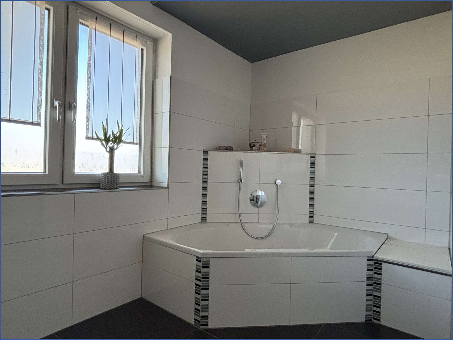 Immobilie in Schrobenhausen - Stilvolle Landhausvilla 
- energieeffizient und repräsentativ! - Bild 10