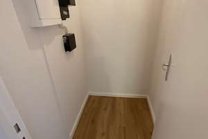 Frisch renovierte 2,5 Zimmer-Wohnung in der 4.Etage mit Balkon und Wannenbad – Klipperstr. 18, 23558 Buntekuh, Lübeck – Vorschaubild 6