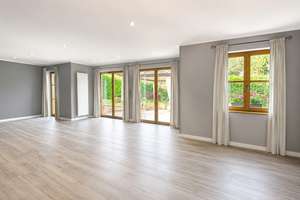 Exklusives Familiendomizil mit Wellnessbereich, Sonnengarten, Garage, 3 Stellplätzen, beste Wohnlage – Die vollständige Adresse der Immobilie erhältst du vom Anbieter., 65191 Bierstadt, Wiesbaden – Vorschaubild 11