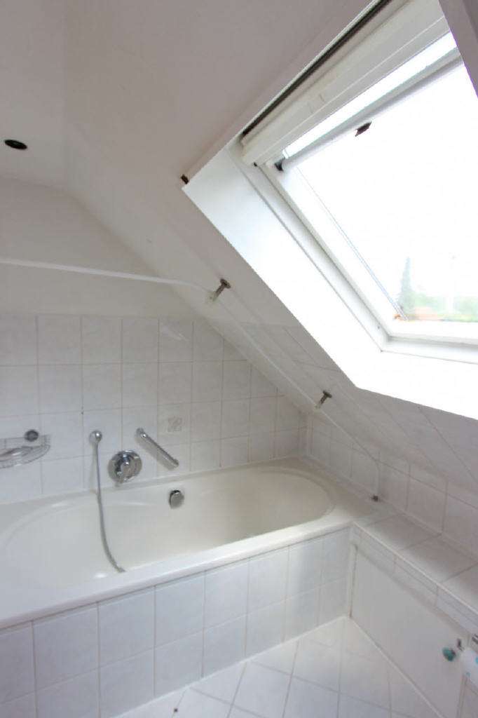 Immobilie in Wangen im Allgäu - Sofort beziehbare, helle Dachgeschoss-Wohnung in Lauflage zur Altstadt - Bild 5