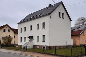 Solide Kapitalanlage - 4 Wohneinheiten und flexible Vermietungsmöglichkeiten – Hauptstraße 40, 9648 Altmittweida – Vorschaubild 1