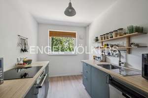 Ihr neues Zuhause mit großzügigem Grundriss in Berlin-Lichterfelde – Die vollständige Adresse der Immobilie erhältst du vom Anbieter., 12207 Lichterfelde, Berlin – Vorschaubild 8