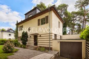 30er-Jahre-Familienvilla in Dahlem mit viel Potential