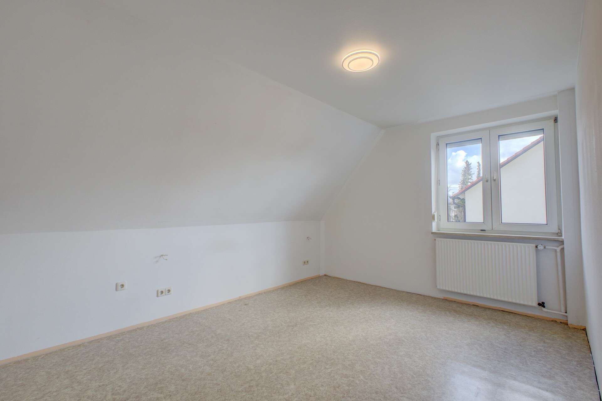 ***NEU*** Ruhig gelegene 2 oder 3 Zimmer-Wohnung mit Balkon in ruhiger Lage von Karlsfeld, Dachau Kreis – Bild 3