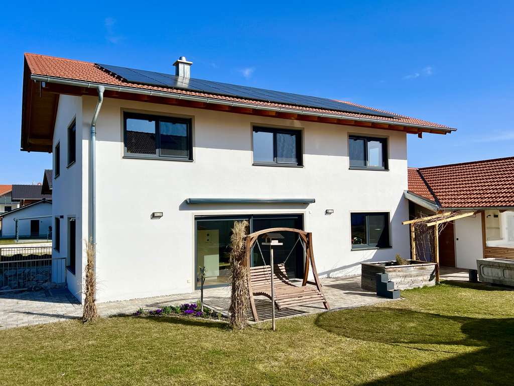 Immobilie in Kirchweidach - NEUWERTIGES EINFAMILIENHAUS IN TOPLAGE VON KIRCHWEIDACH - Bild 4