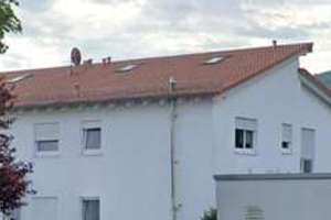 Helle 4,5-Zimmer-Erdgeschosswohnung mit Terrasse, Gartenanteil, Stellplatz und Garage in Dürnau