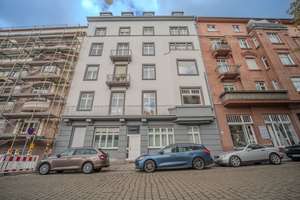 Stilvolle Beletage mit Charme – Großzügige 3-Zimmer-Wohnung mit zwei Balkonen - nur bei realunis – Die vollständige Adresse der Immobilie erhältst du vom Anbieter., 68165 Schwetzingerstadt/Oststadt, Mannheim – Vorschaubild 7