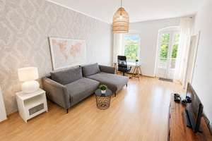 Top-Lage: Charmante 2-Zimmer-Wohnung mit Balkon + EBK im grünen Pankow - bezugsfrei! – Florastraße 65, 13187 Pankow (Ortsteil), Berlin – Vorschaubild 2