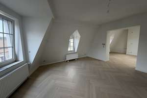 Helle 2-Zimmer Wohnung in Köln Altstadt & Neustadt-Nord – Greesbergstraße 2, 50668 Altstadt/Nord, Köln – Vorschaubild 1