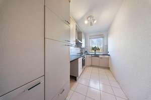 2,5-Zimmer-Wohnung mit Balkon und Echtholzparkett in gefragter Lage von Kiel – Die vollständige Adresse der Immobilie erhältst du vom Anbieter., 24113 Hassee, Kiel – Vorschaubild 6