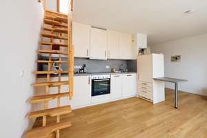 Wohnkomfort über den Dächern – Dachgeschosswohnung mit Galerie und Balkon – Die vollständige Adresse der Immobilie erhältst du vom Anbieter., 71336 Waiblingen – Vorschaubild 6