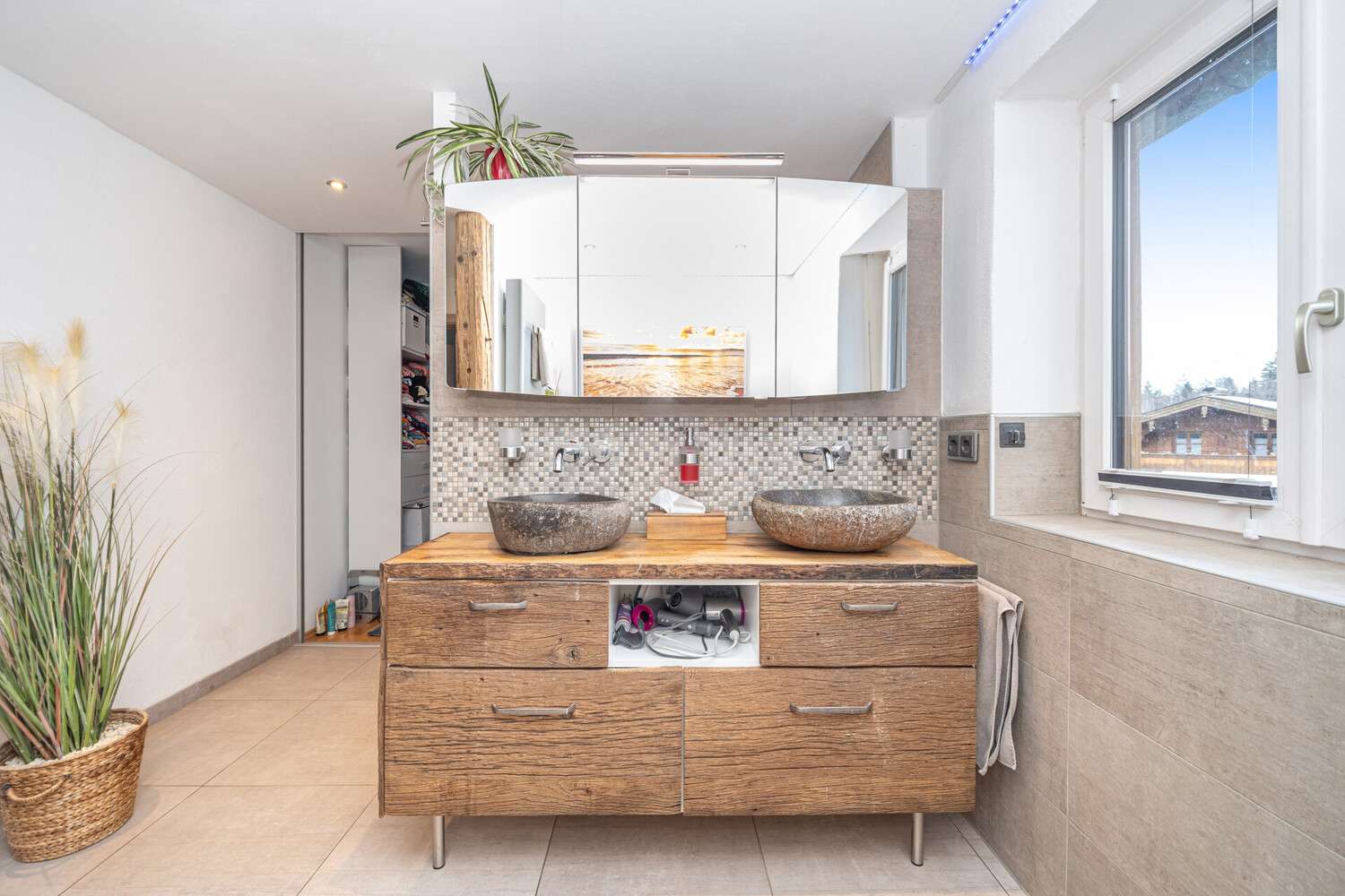 Immobilie in Bad Heilbrunn - Haus-in-Haus mit ultimativem Bergblick - 5-Zimmer Wohnung mit großem Privatgarten in ruhiger Lage - Bild 4