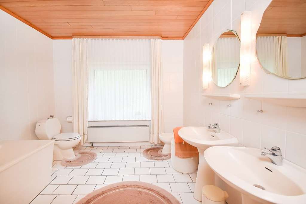 Immobilie in Duingen - Marienhagen bei Alfeld, Leine: Idyllisches Haus in ruhiger Lage, perfekt für Familien! - Bild 3