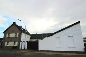 Modernisierter Vierkanthof 253 m² Wohnfläche+Nutzfläche Gewerbe möglich großer Innenhof Niederkassel – Die vollständige Adresse der Immobilie erhältst du vom Anbieter., 53859 Niederkassel – Vorschaubild 3