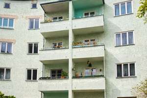 PROVISIONSFREI: Nahe Jungfernheidepark: Helle Wohnung mit Balkon und grünem Ausblick – Die vollständige Adresse der Immobilie erhältst du vom Anbieter., 13629 Siemensstadt, Berlin – Vorschaubild 3