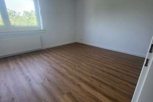 +++3-ZIMMER-WOHNUNG IN RHEINNÄHE+++ – Essenberger Str. 281, 47059 Neuenkamp, Duisburg – Vorschaubild 2