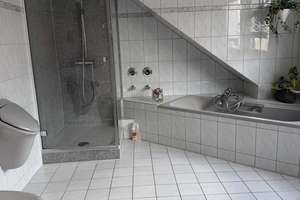 Großzügige lichtdurchflutete 2,5-Zimmer-Maisonette-Wohnung mit sonniger Dachterrasse – Die vollständige Adresse der Immobilie erhältst du vom Anbieter., 91056 Frauenaurach, Erlangen – Vorschaubild 19
