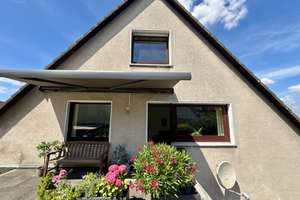 BESTLAGE -Großzügige Wohnung mit Blick ins Grüne in der Dortmunder Aplerbecker Mark
