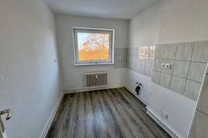 Einziehen & wohlfühlen: Frisch renovierte 3-Zimmer-Wohnung mit Balkon in Gebhardshagen – Bodenbacher Ring 109, 38229 Gebhardshagen, Salzgitter – Vorschaubild 7