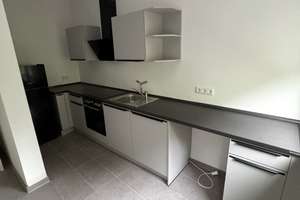 Jetzt bewohnbar! Frisch gestrichene, modernisierte 3,5-Zimmer-Wohnung mit Einbauküche in Mannheim – Dürerstaße 4, 68163 Neuostheim/Neuhermsheim, Mannheim – Vorschaubild 2
