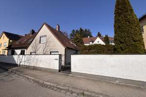 Zwei Häuser ein Preis  mit viel Potential – Bärenhorststraße 10, 86167 Lechhausen-West, Augsburg – Vorschaubild 2