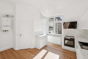 Leben Pempelfort - Herzlich willkommen! Erstbezug: ausgestattete 2-Zimmer-Wohnung mit großem Balkon  – Franklinstraße 16, 40479 Pempelfort, Düsseldorf – Vorschaubild 3