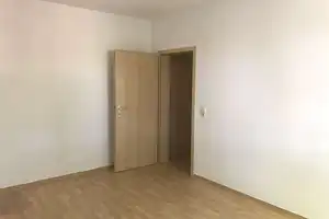PROVISIONSFREI - sofort bezugsfertig im idyllischen Laubegast, 1. Obergeschoss – Salzburger Str. 30, 1279 Dresden – Vorschaubild 9