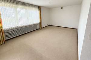 Renovierungsbedürftige 3-Zimmer-Eigentumswohnung mit Balkon und Stellplatz in Krefeld-Bockum – Grotenburgstraße 37, 47800 Bockum, Krefeld – Vorschaubild 3