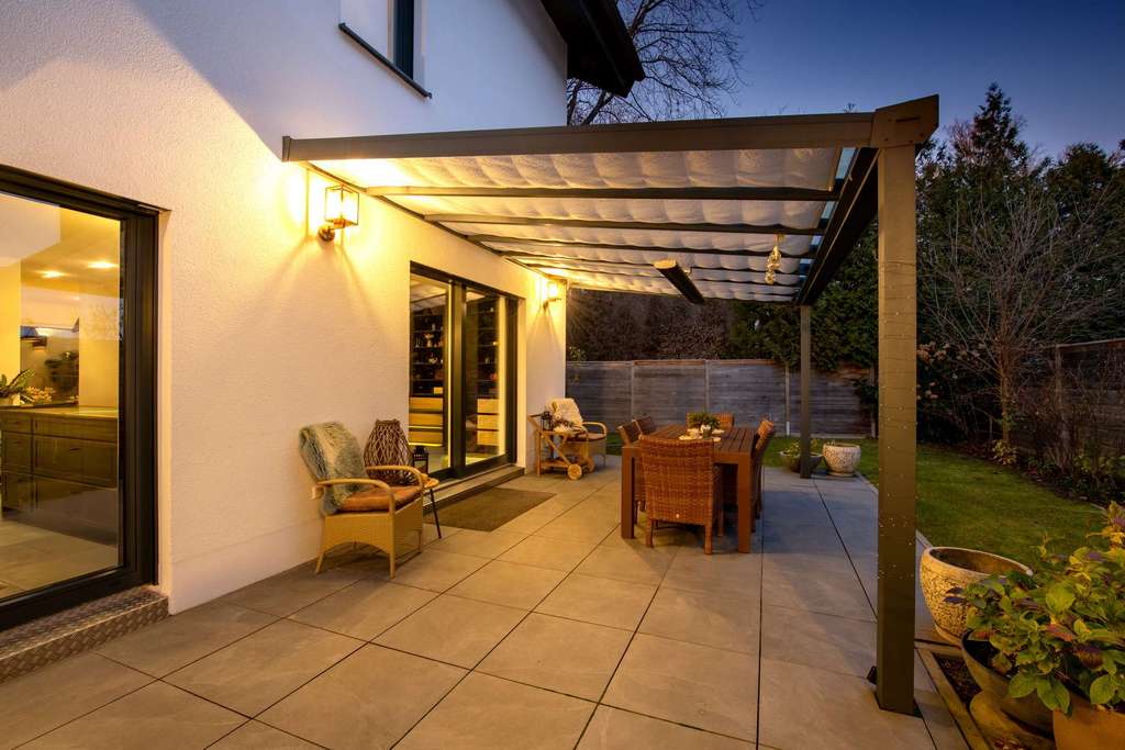 Immobilie in Straßlach-Dingharting - Modernes Einfamilienhaus mit Wärmepumpe, vier Schlafzimmern und sonnigem Garten - Bild 4