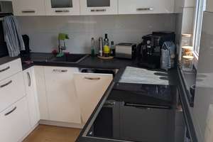 Sehr schöne, ruhige und helle 2-Zi.-Wohnung mit Balkon in Toplage Karlsfeld! KfW 55- Standard! – Blumenstr. 22, 85757 Karlsfeld – Vorschaubild 15