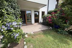 Helle 2 - Zimmer - Erdgeschosswohnung mit Terrasse