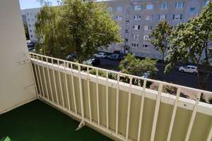 schöne renovierte 3 Raumwohnung mit Balkon und Tageslichtbad – 39576 Stendal – Vorschaubild 8
