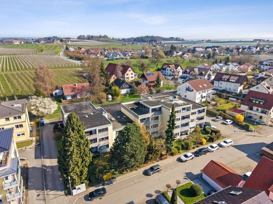 Ansicht Haus mit Umgebungsbeau