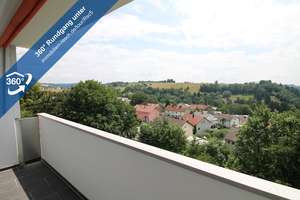 Ruhig wohnen in der Stadt
3-Zimmer-Wohnung mit Balkon und herrlichem Ausblick – auch ideal für Eige