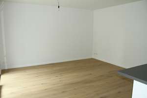 Schöne 2 Zimmer Erdgeschosswohnung mit Gartenanteil in München-Großhadern – Würmtalstraße 50, 81375 Neuhadern, München – Vorschaubild 6
