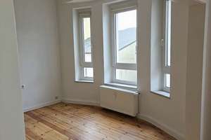 Ein Haus für Generationen: ideal für Eigennutzer mit Platzbedarf – Huestraße 160, 45309 Katernberg, Essen – Vorschaubild 2