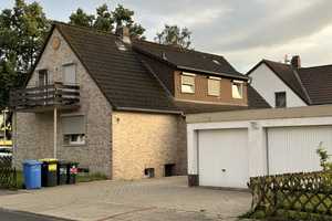 !! Reserviert !! Geräumiges Zweifamilienhaus in guter Lage mit großem Grundstück in BS-Wenden – Braunschweig – Vorschaubild 1