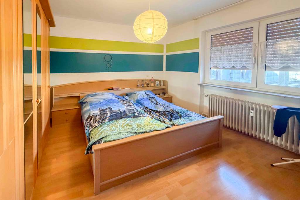 Immobilie in Ebern - Investmentchance: Wohn- und Geschäftshaus mit Potenzial zur Schaffung zusätzlichen Wohnraums - Bild 1