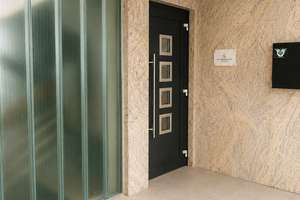 Attraktive 2-Zimmer-Wohnung mit Balkon im 11. Stock in Bielefeld – Die vollständige Adresse der Immobilie erhältst du vom Anbieter., 33604 Mitte, Bielefeld – Vorschaubild 2