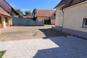 Geräumiges Einfamilienhaus mit 2 Stellplätzen in Singen (Hohentwiel) – Kreuzstraße 11, 78224 Singen (Hohentwiel) – Vorschaubild 4