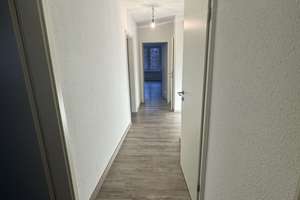 Modern renovierte Wohnung mit drei Zimmern, Balkon und viel Tageslicht – Die vollständige Adresse der Immobilie erhältst du vom Anbieter., 55116 Altstadt, Mainz – Vorschaubild 7
