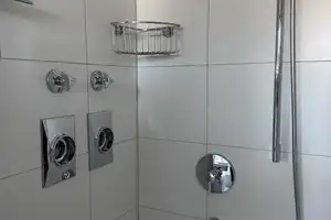 3-Zimmer-Whg mit wundervollem Blick von Betzinger Hang (Hinter Gminder-Dorf, nahe Bosch) – Zaisentalstraße 84, 72760 Reutlingen (Kreis) – Vorschaubild 20