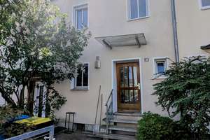 Schönes Reihenmittelhaus nahe Marienberg – Die vollständige Adresse der Immobilie erhältst du vom Anbieter., 90409 Schleifweg, Nürnberg – Vorschaubild 1